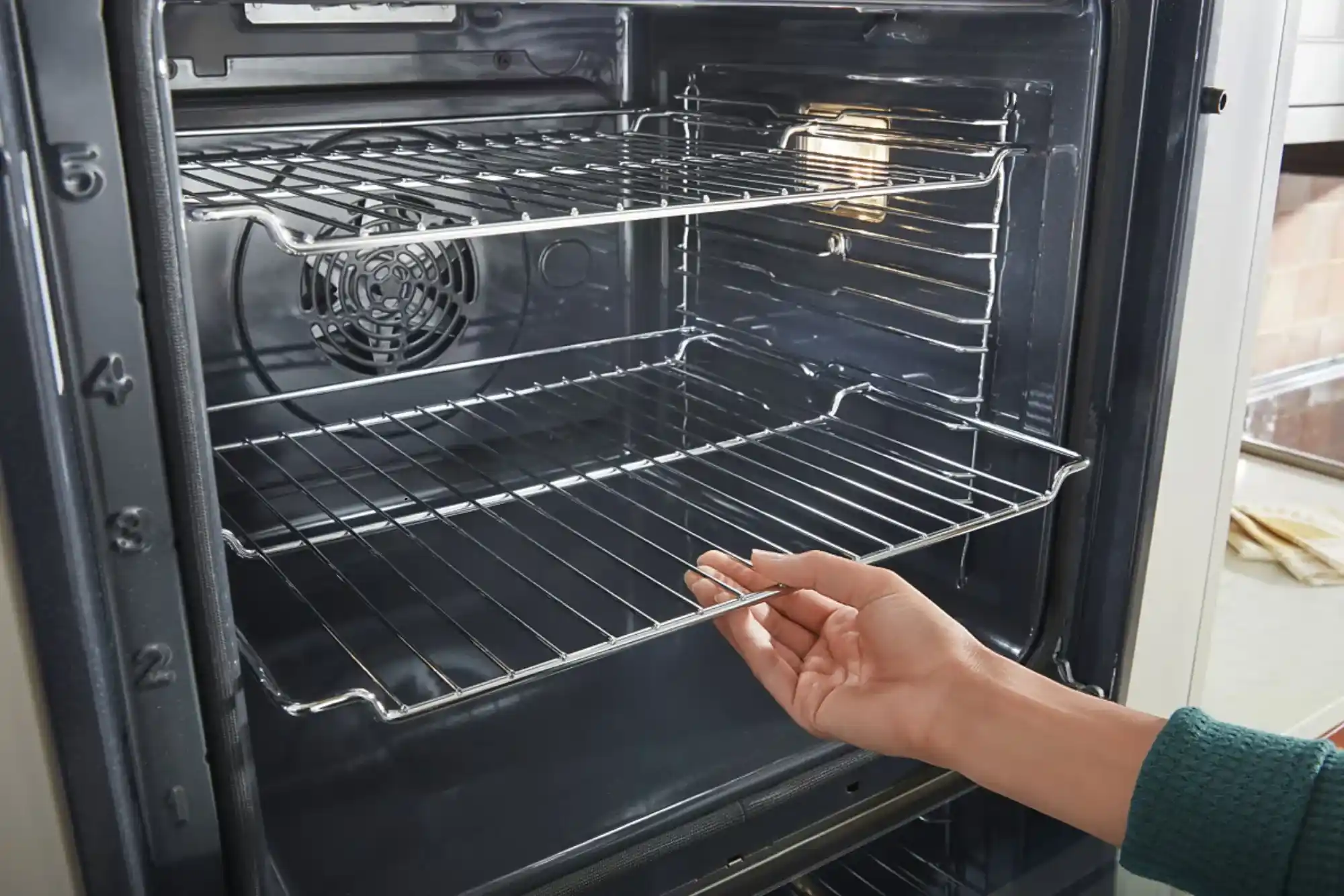 Oven Fan Runs But No Heat – Fixes