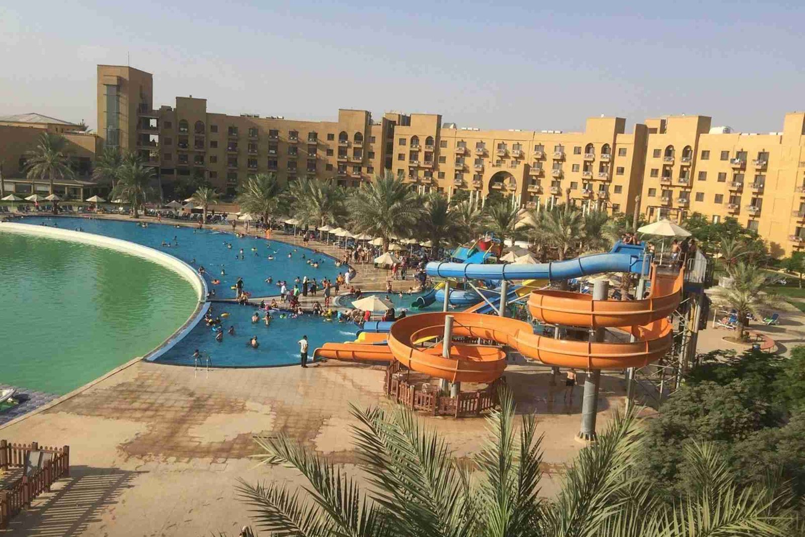 منتجع عناب السياحي