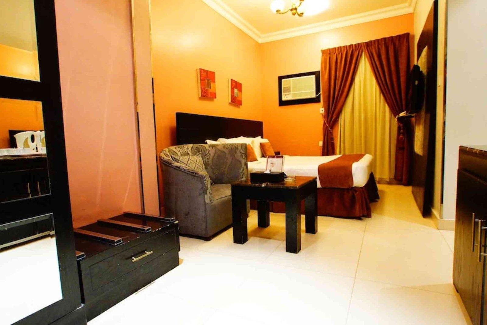 فندق المهيدب الملز